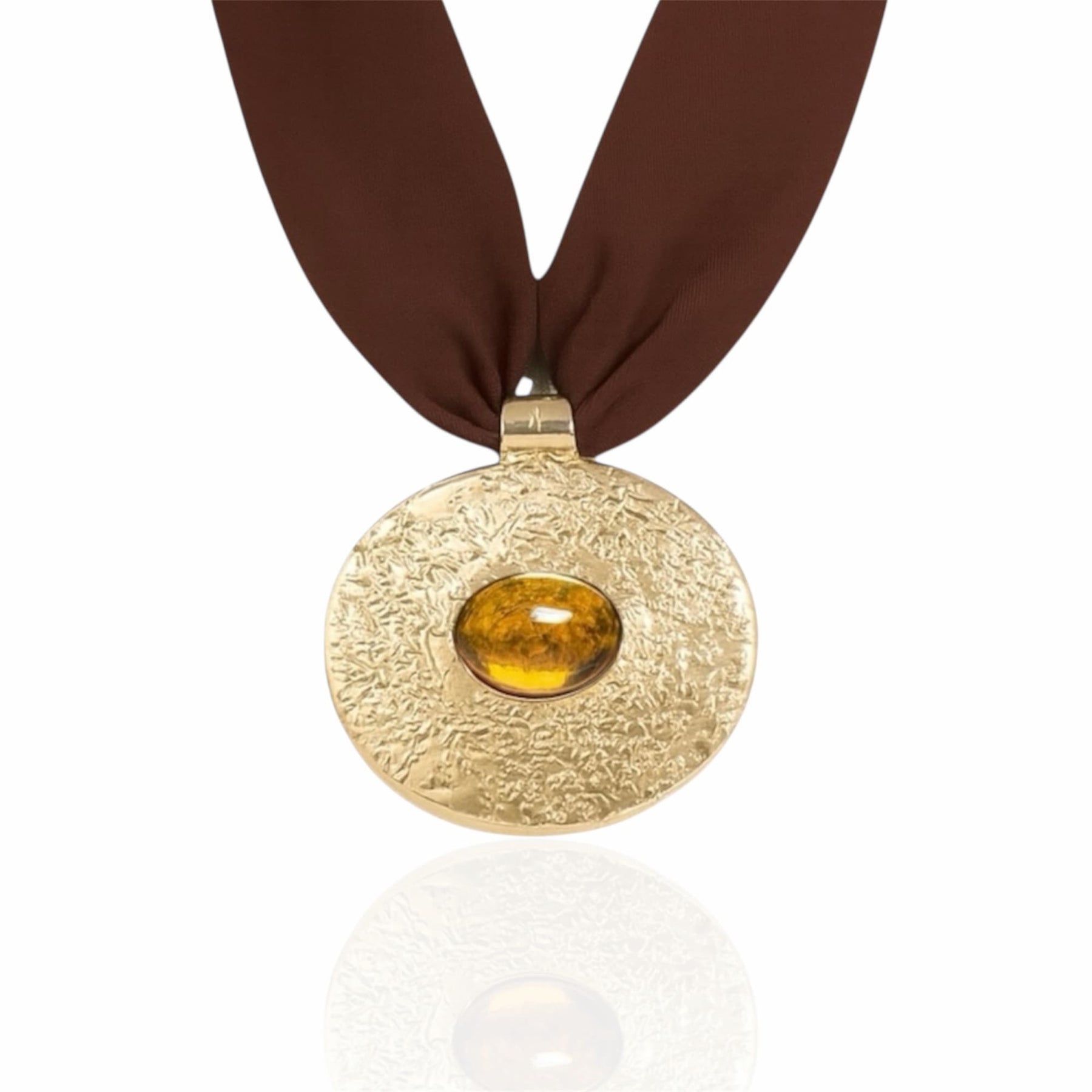 Colar Tecido com Pedra e Pingente Dourado Oval