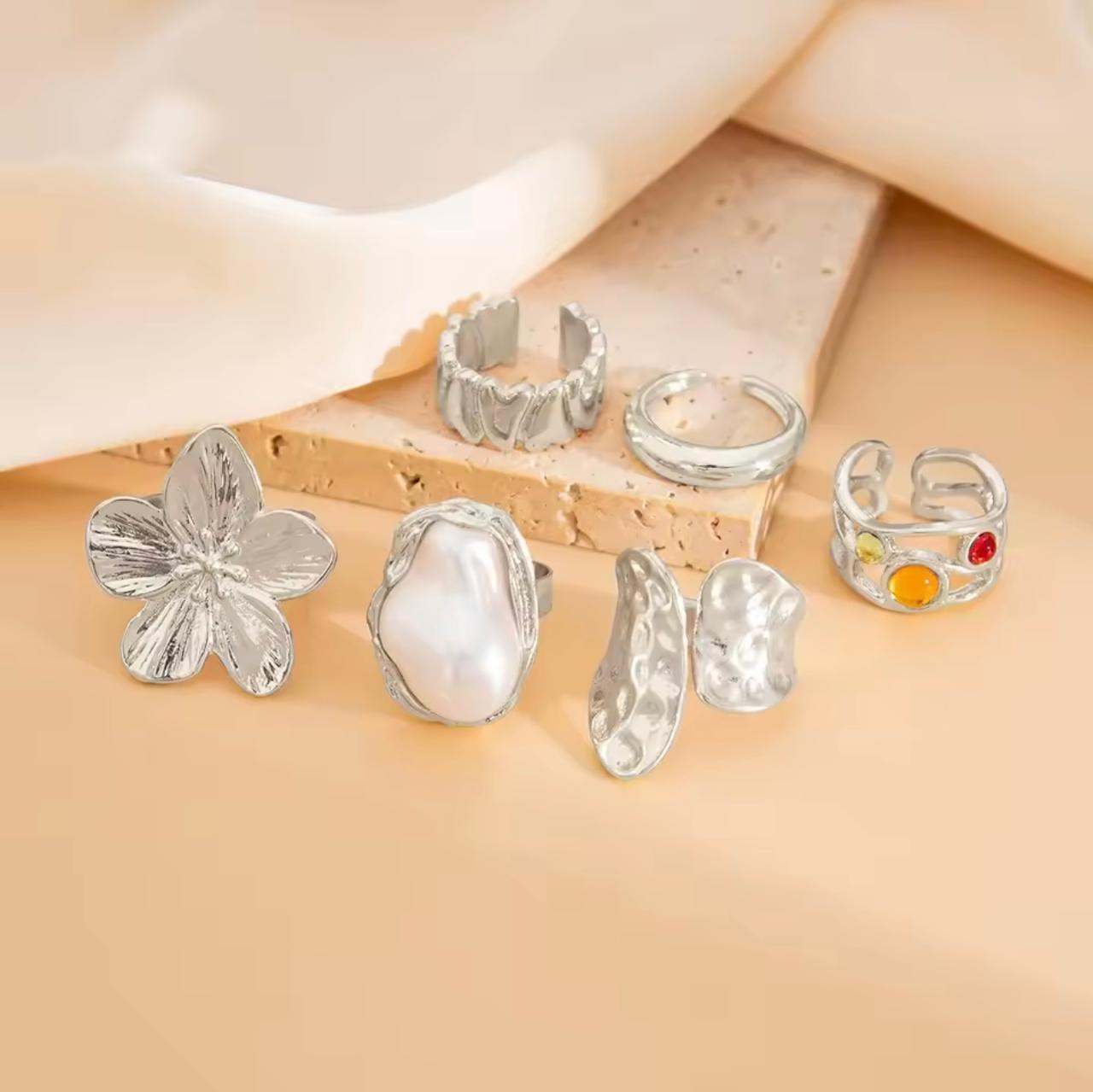 Kit de Anéis Barrocos de Pérolas e Flores