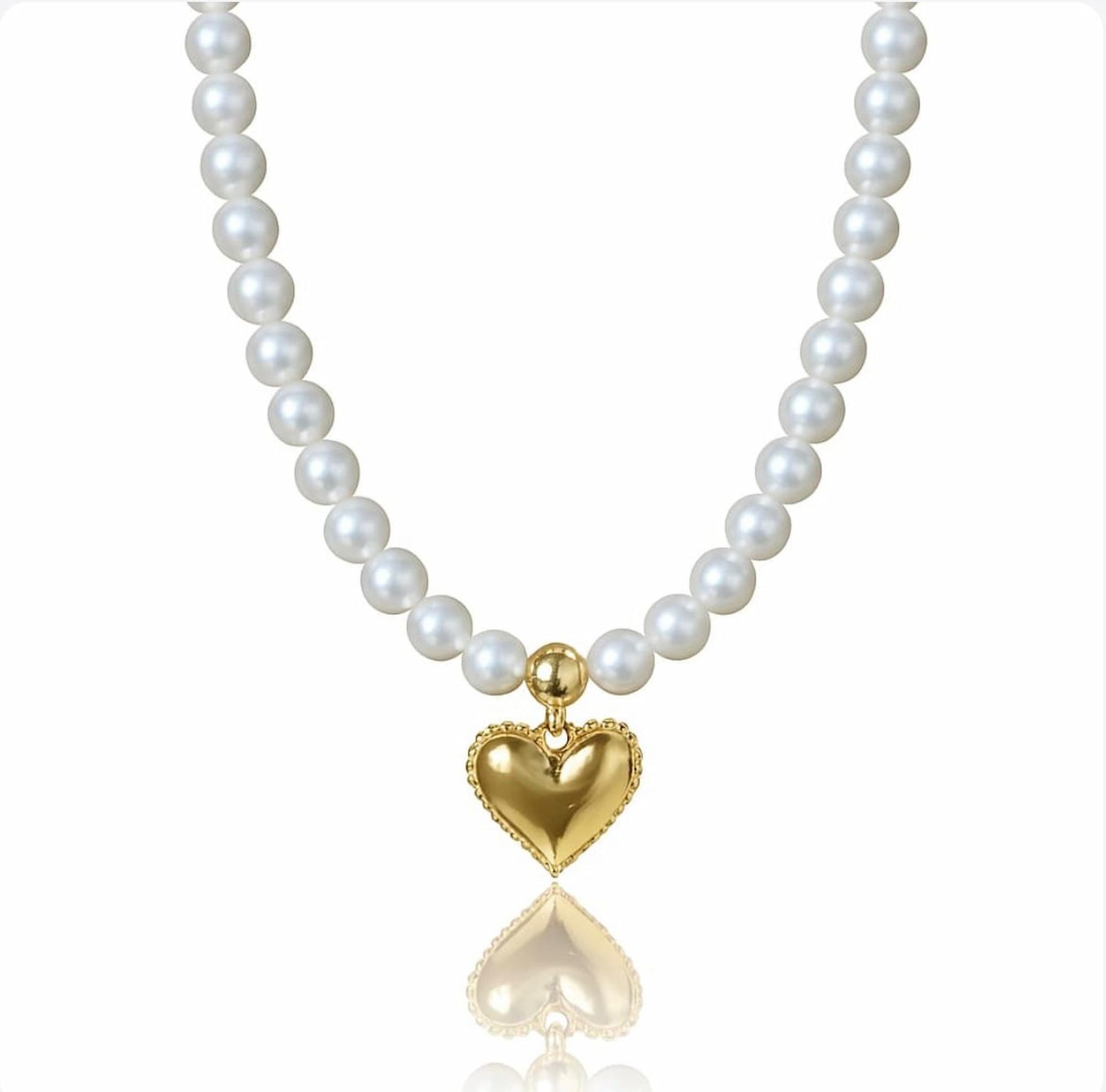 Colar Pérolas com Coração Dourado