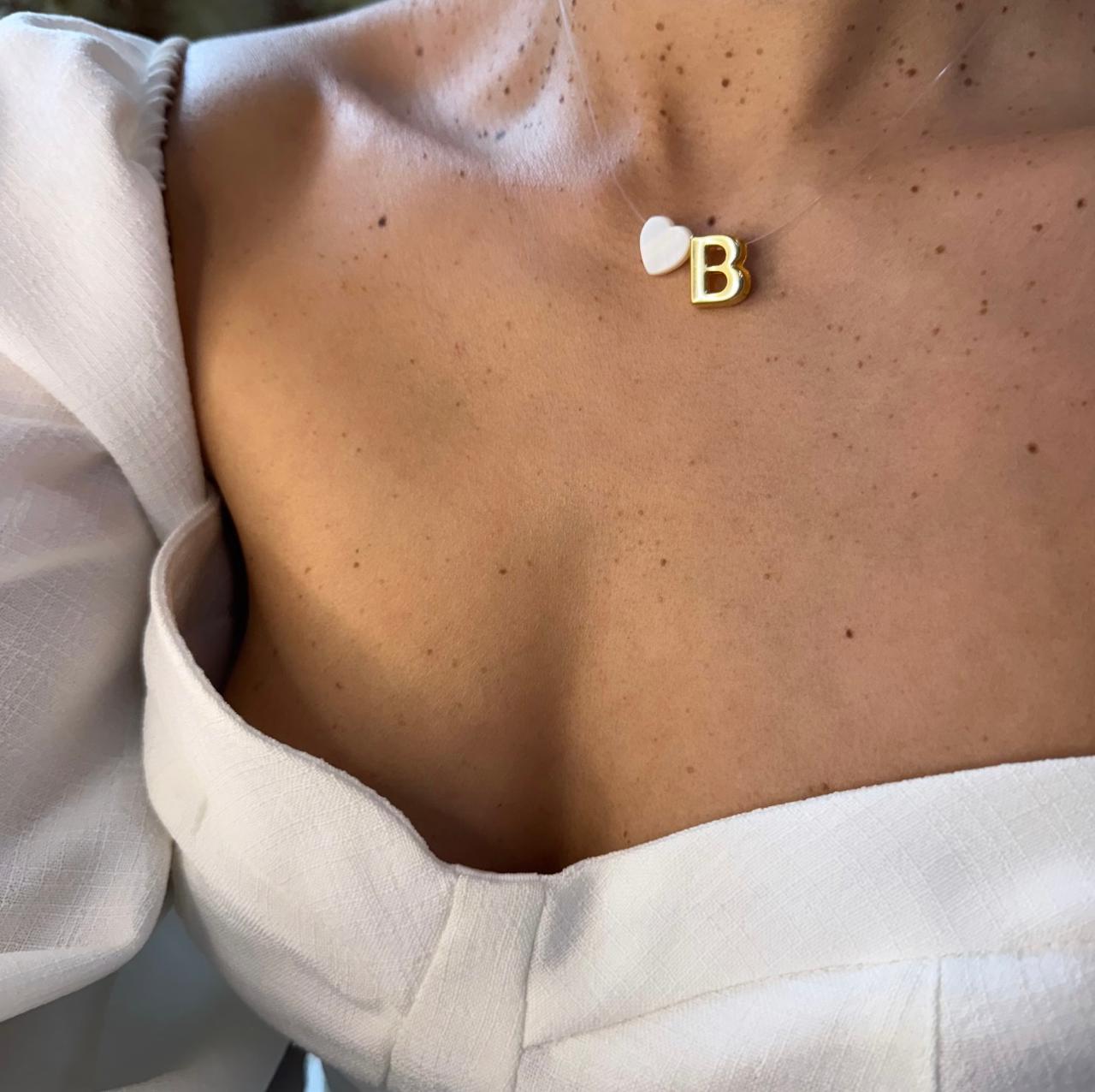 Choker de Nylon com Pingente de Letra Dourada