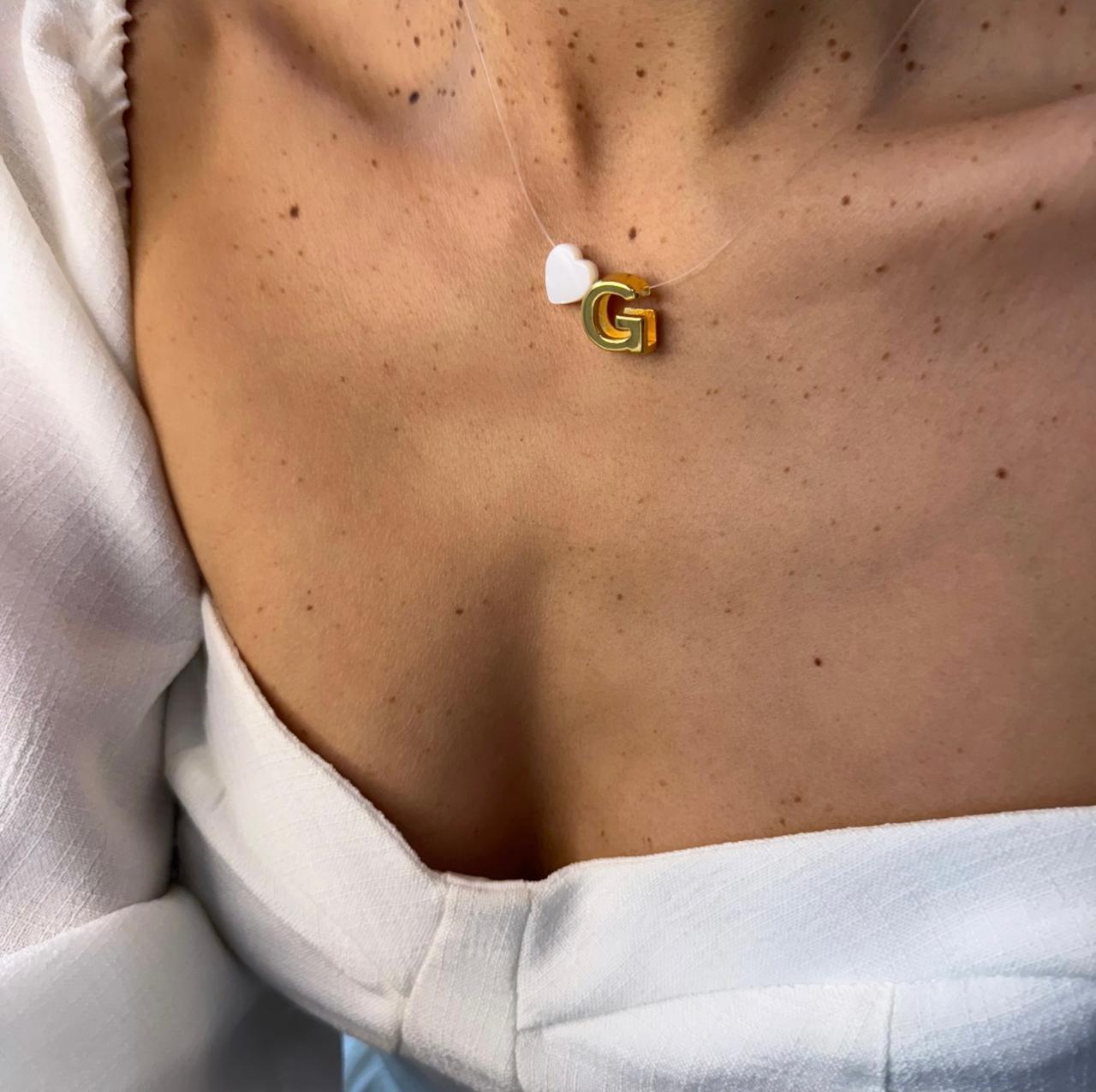 Choker de Nylon com Pingente de Letra Dourada