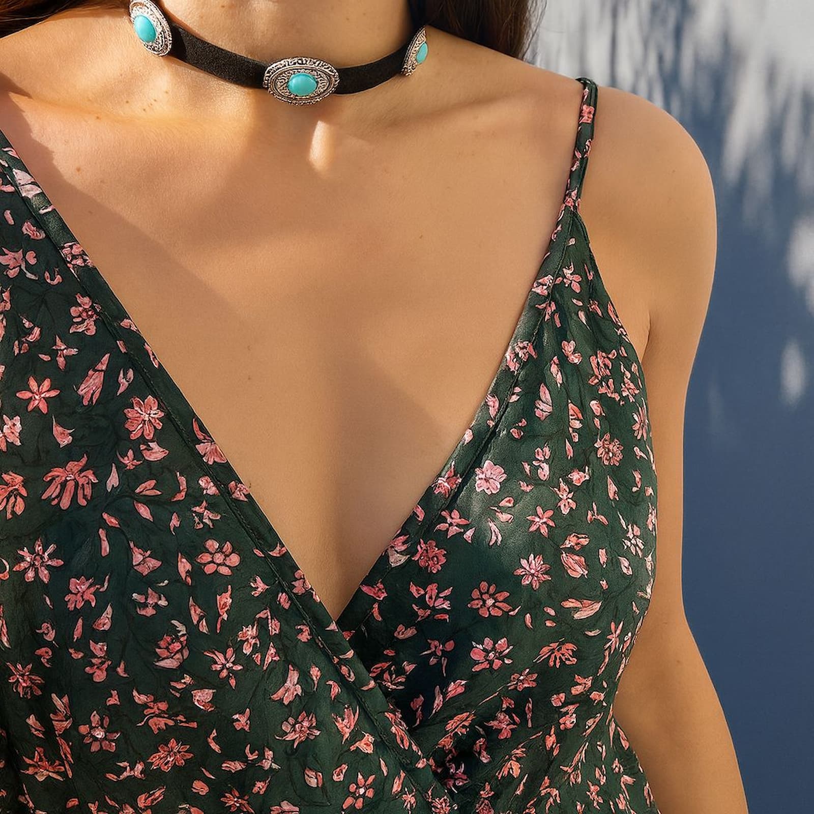 Choker Couro Sintético com Pedra Azul Turquesa