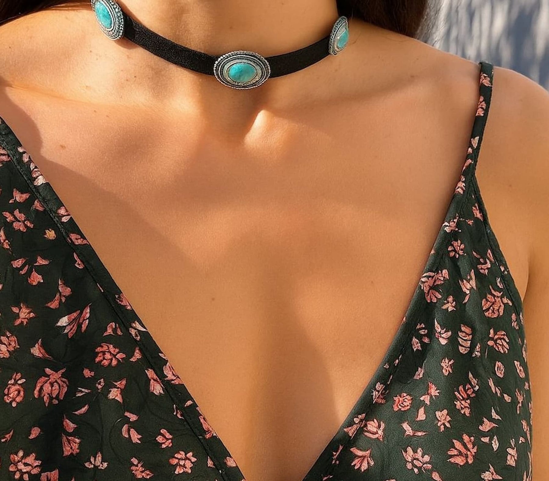 Choker Couro Sintético com Pedra Azul Turquesa