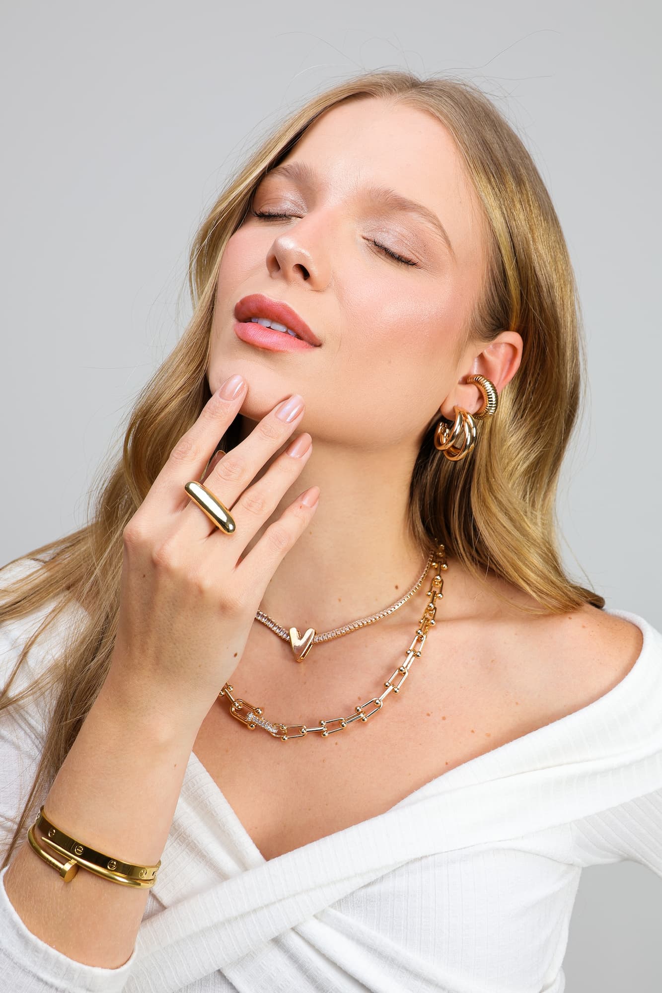Colar Riviera Cristal Dourado com Pingente Coração Ródio Branco
