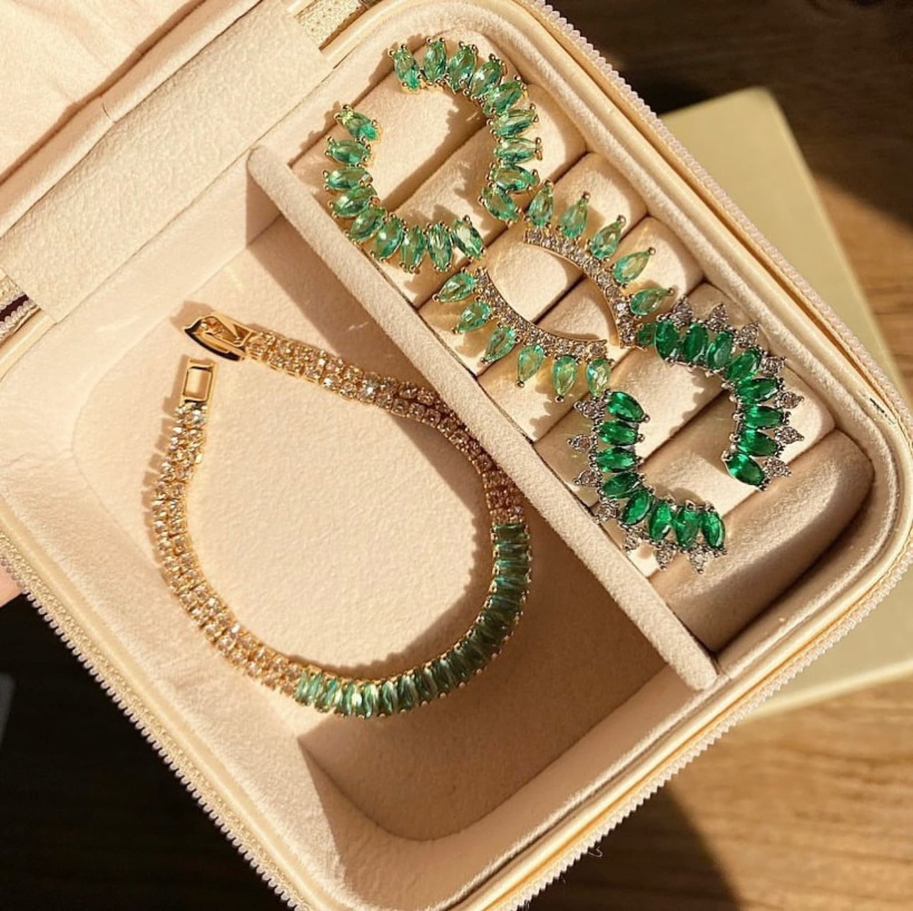 Pulseira Riviera Zircônia Verde com Dourado