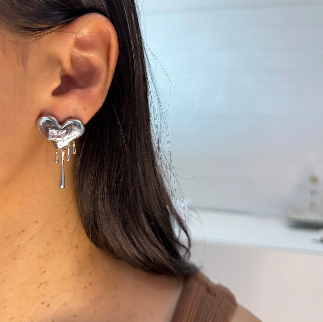 Brinco Coração Derretido com Cristal Retangular