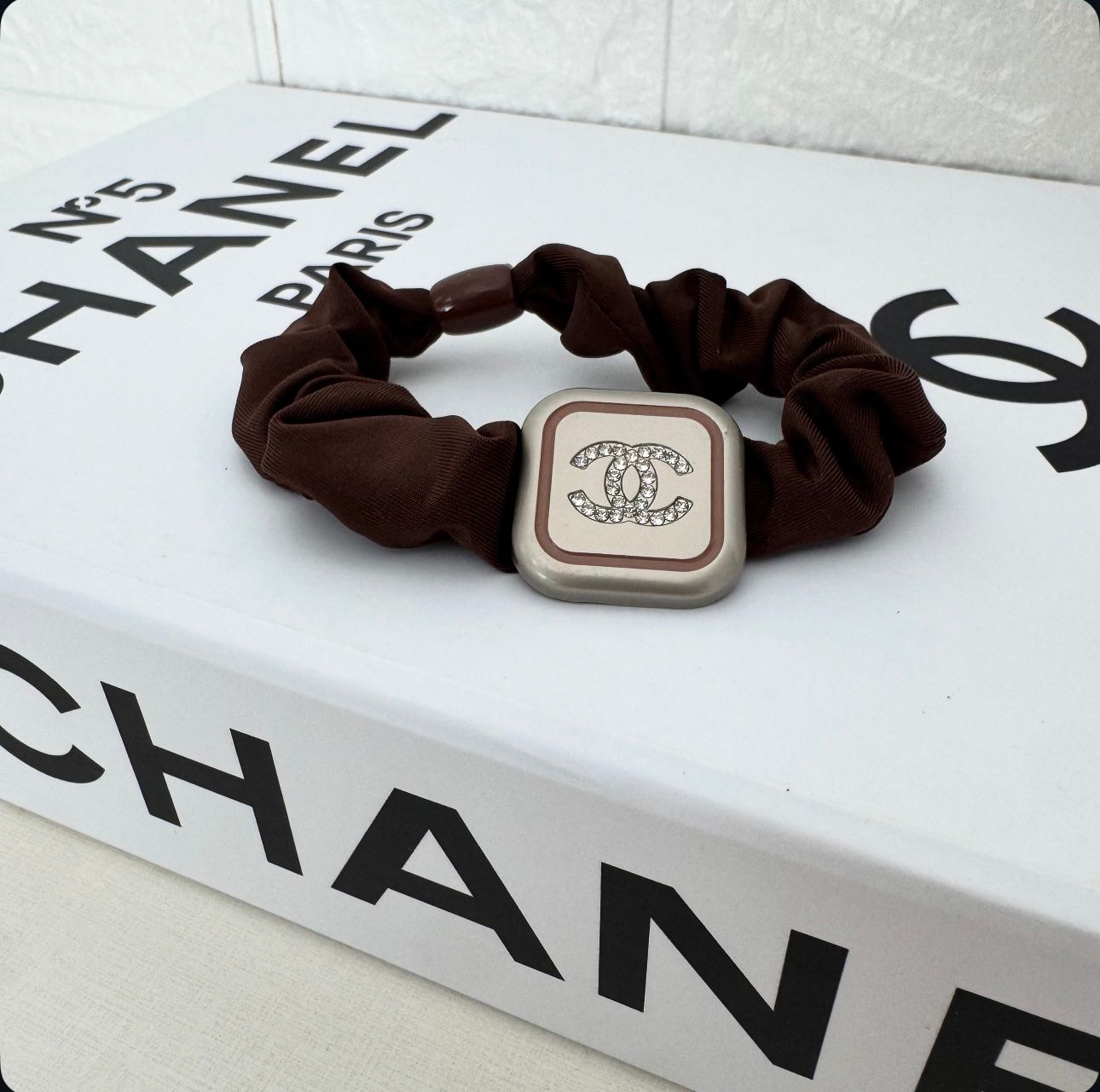 Scrunchies de cabelo Inspiração Cravejada Zircônia