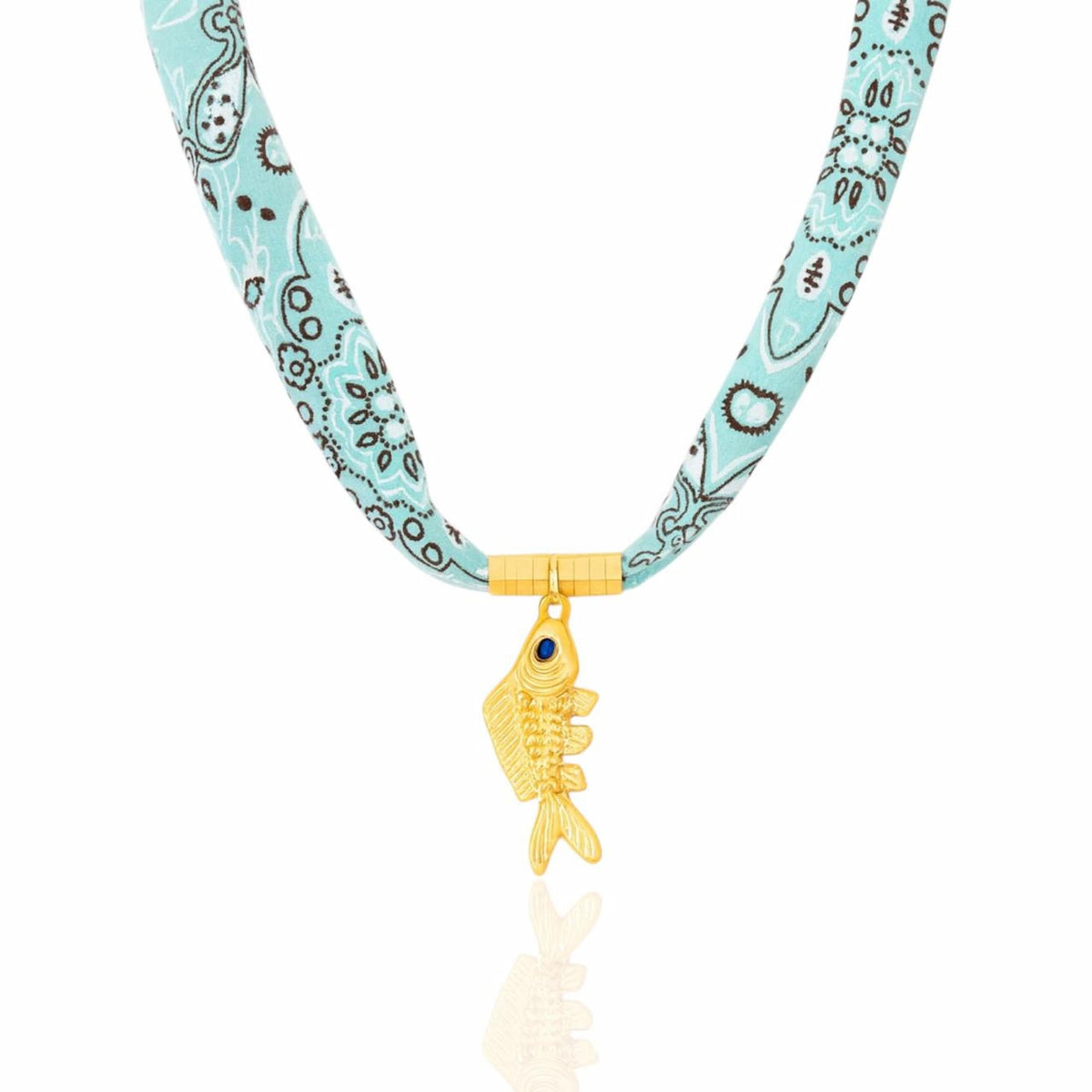 Colar Bandana Estilo Praia com Pingente de Peixe Dourado