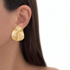 Brinco Orgânico Dourado com Resina Inspiração