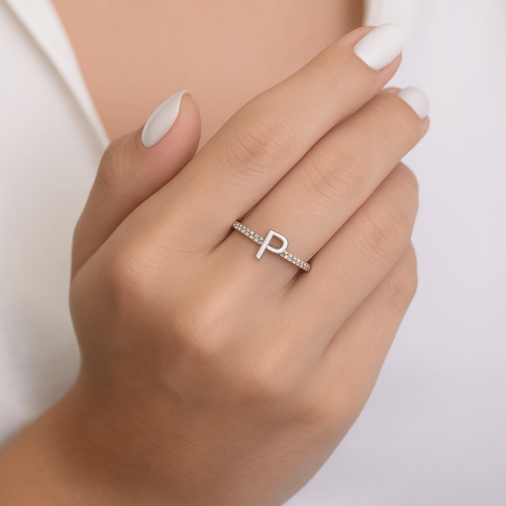 Anel Ródio Branco Ajustável Cravejado Cristal Letras