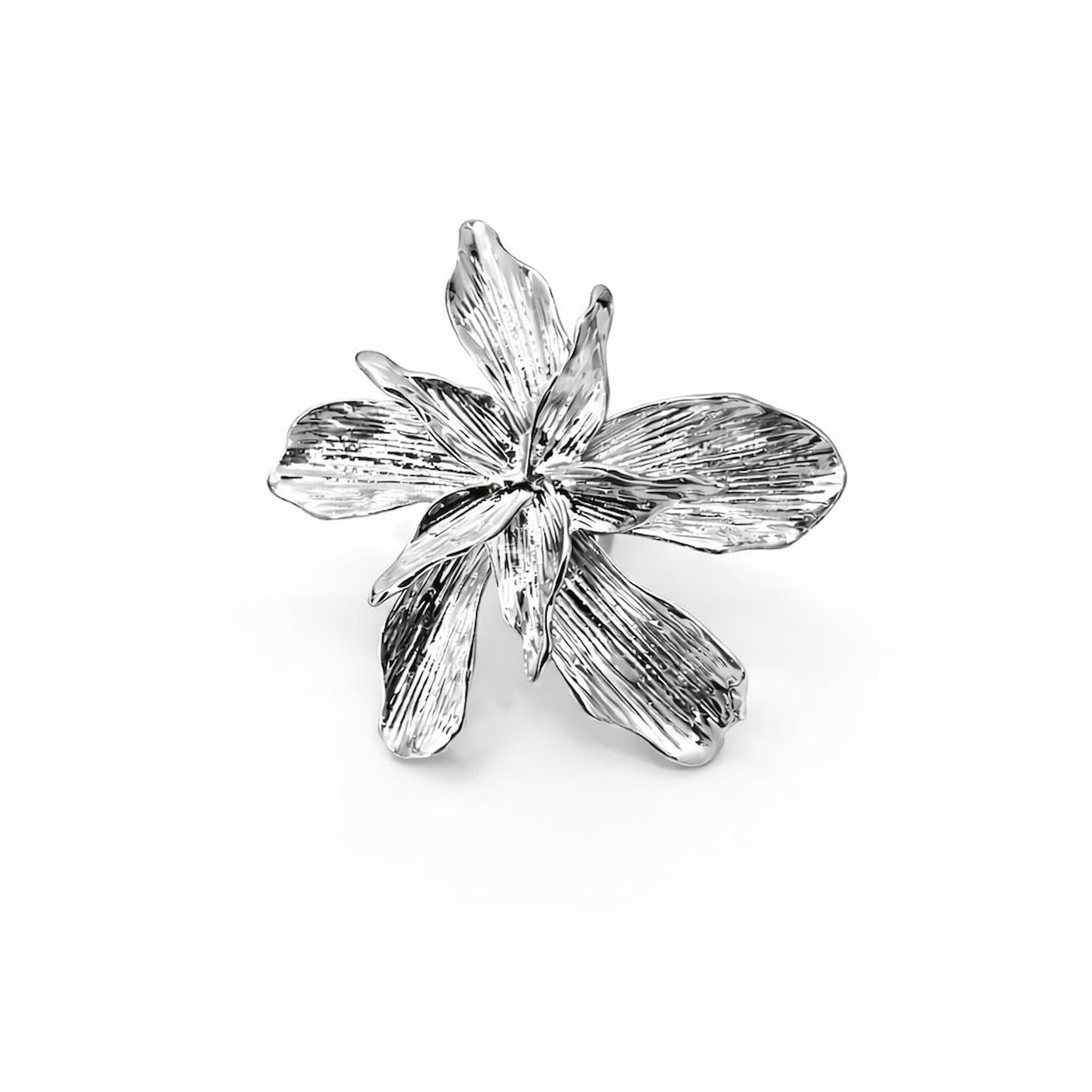 Anel Ajustável de Flor com Pétalas Grandes em Metal