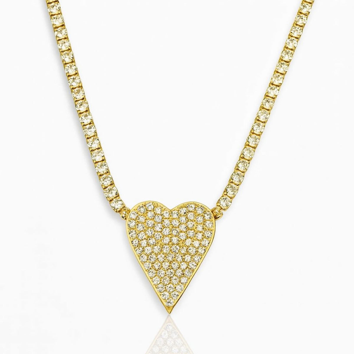 Colar Cravejado Cristal com Coração Dourado