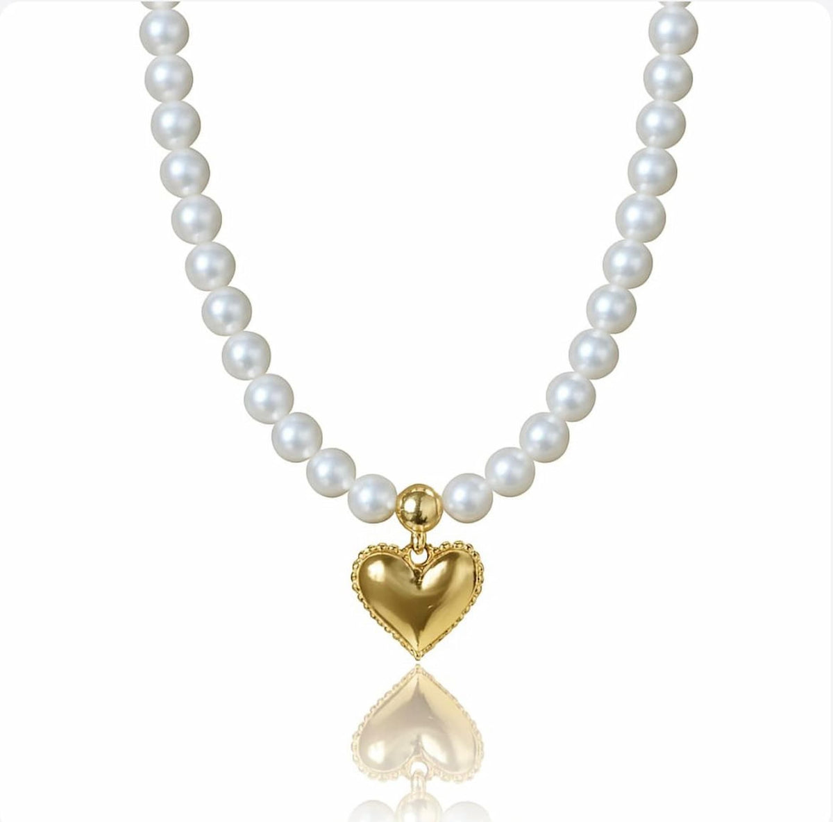Colar Pérolas com Coração Dourado