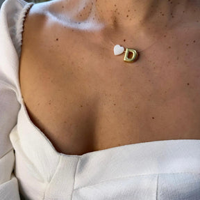 Choker de Nylon com Pingente de Letra Dourada