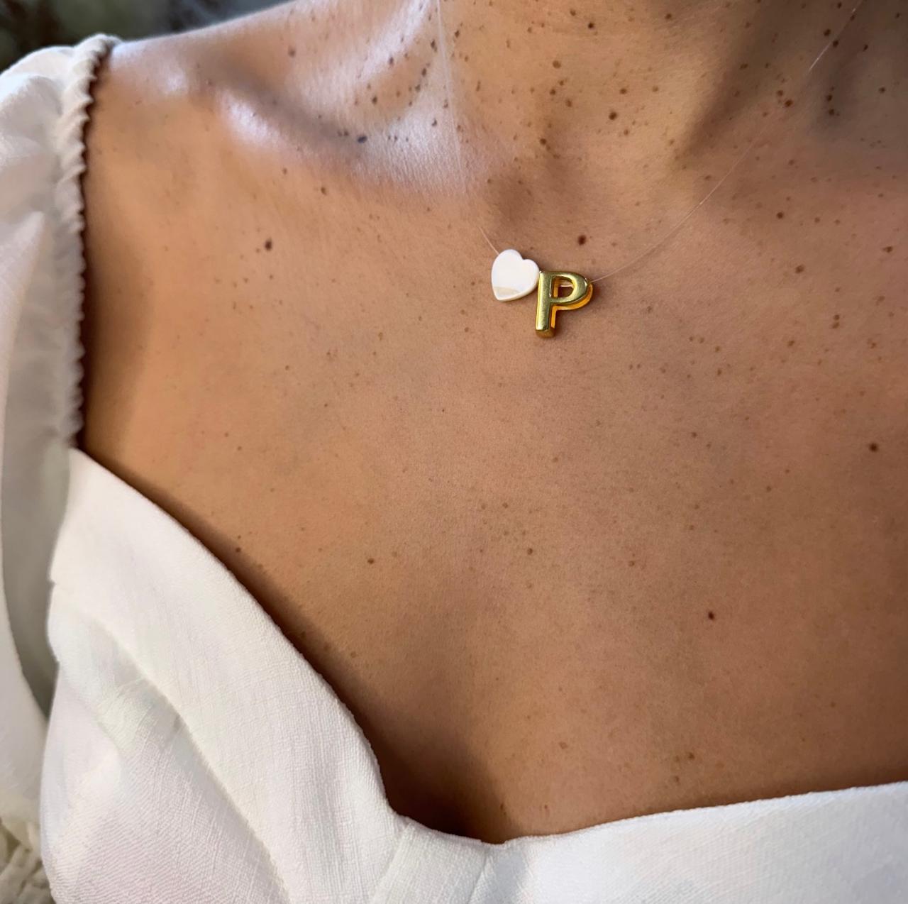 Choker de Nylon com Pingente de Letra Dourada