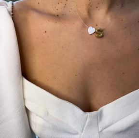 Choker de Nylon com Pingente de Letra Dourada