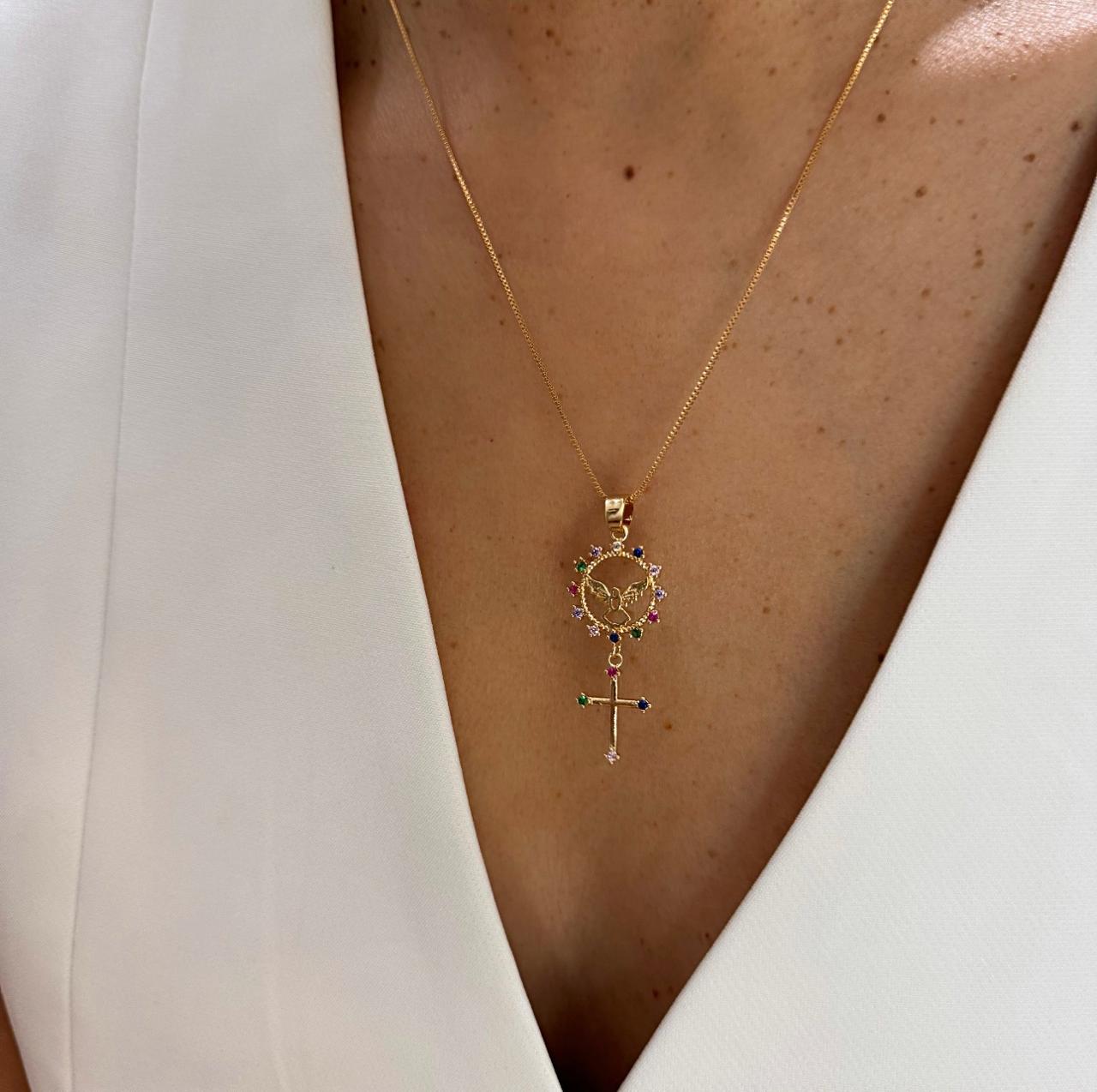 Colar Divino Espírito Santo Cravejado Zircônia com Crucifixo