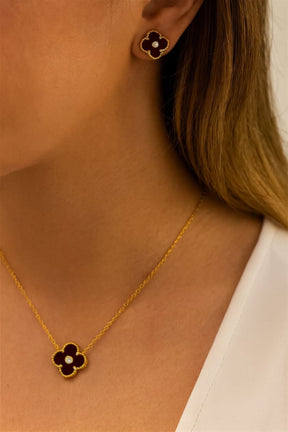 Conjunto Colar e Brinco Trevo Inspiração Preto com Dourado