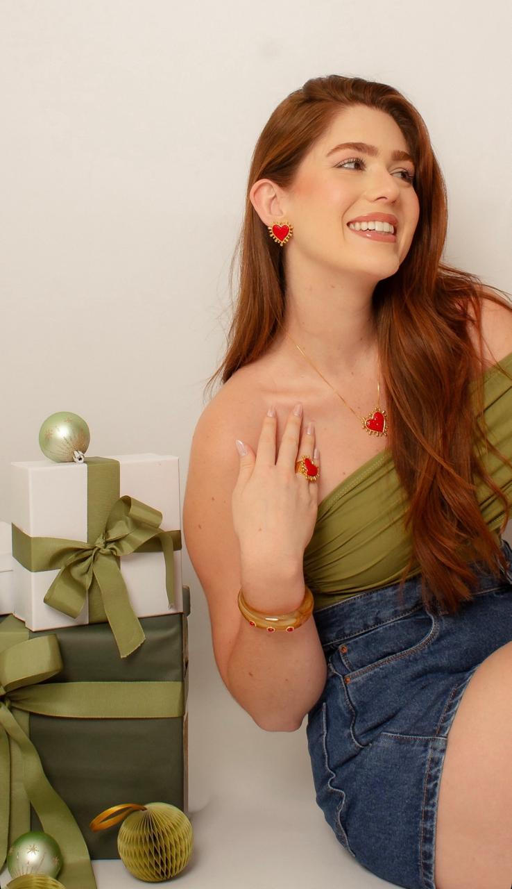 Conjunto Colar Veneziana com Brinco e Anel de Coração Resinado