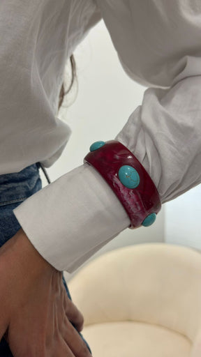 Bracelete de Acrílico com Pedras Azul Turquesa