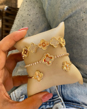 Bracelete Aro Trevo Cravejado Dourado
