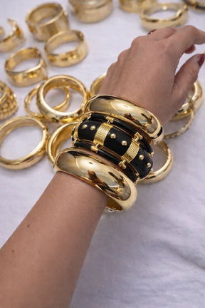 Bracelete Esmaltado Dourado Articulável