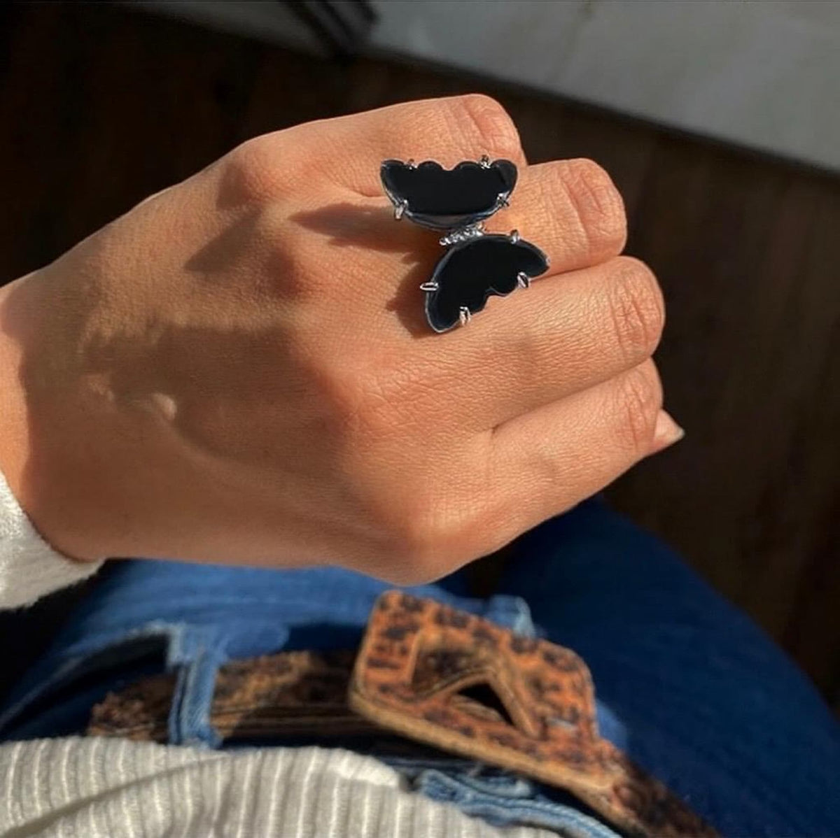 Anel Borboleta Cristal Preto com Ródio Branco