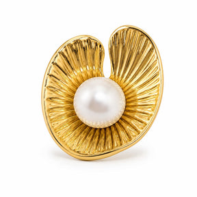 Anel Design Flor Texturizado Dourado com Pérola