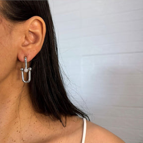 Brinco Inspiração Elos Dourado Cravejado Cristal